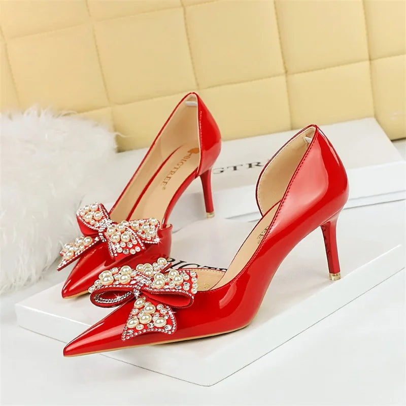 Luxury Women Bow Pearl Rhinestone Pumps Patent Leather High Heel Pointed Toe Shallow Mouth Side Hollow Stilettos Party Shoe