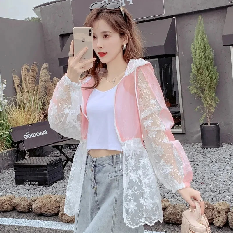 Design Contrast Hooded Thin Coat Sun Protection Clothing 2024 Summer New Women's Embroidered Mesh Cardigan Top Female