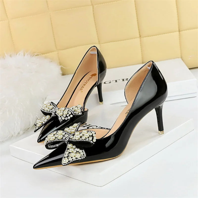 Luxury Women Bow Pearl Rhinestone Pumps Patent Leather High Heel Pointed Toe Shallow Mouth Side Hollow Stilettos Party Shoe