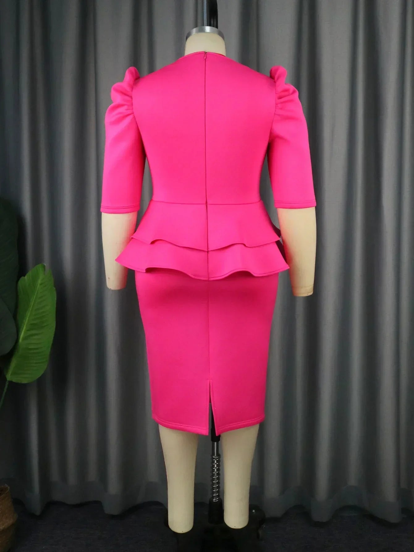 Elegant Women Rose Red Pencil Dress Ruffle Peplum Waist Plus Size V Neck Sheath Dresses Formal Occasion Cocktail Event Clothing